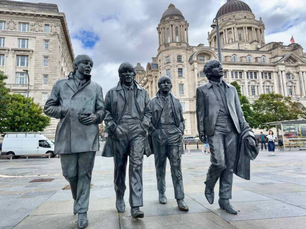 Liverpool - The Beatles Statue