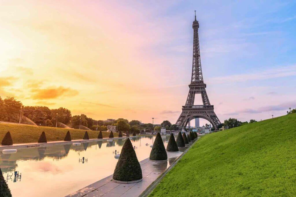 Travel Paris on a budget? Easy