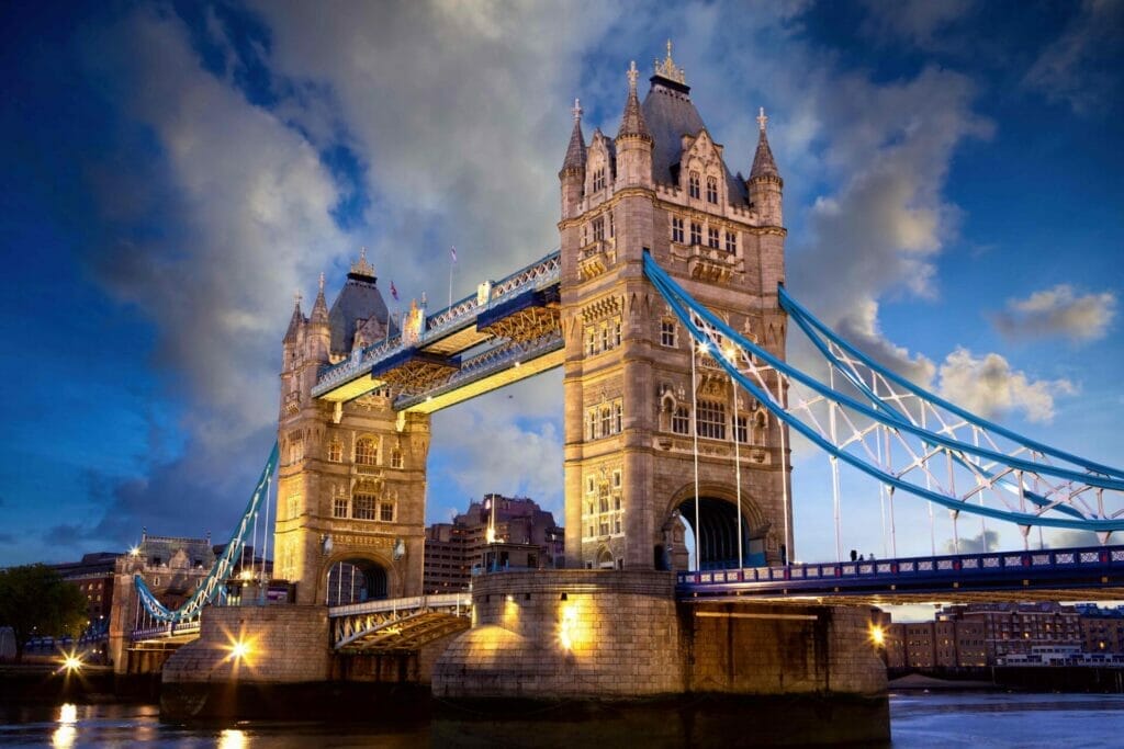 tower bridge London