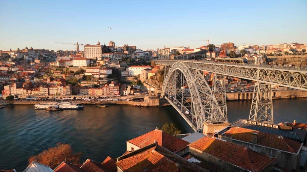 Best time to visit Porto