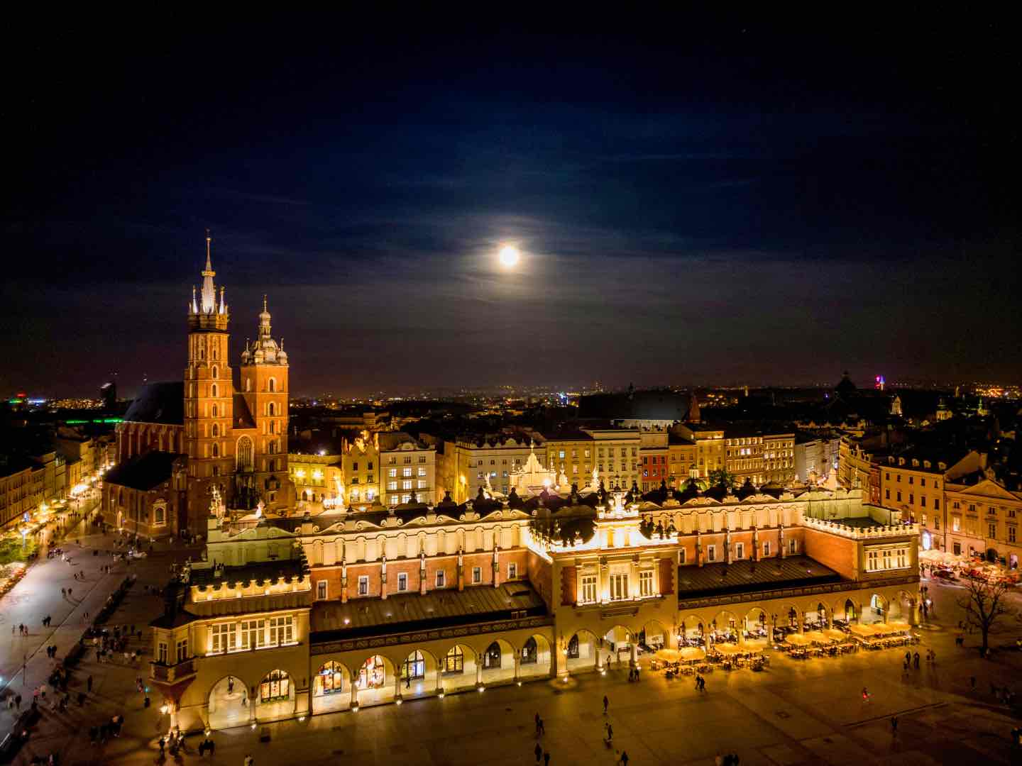 krakow at night.