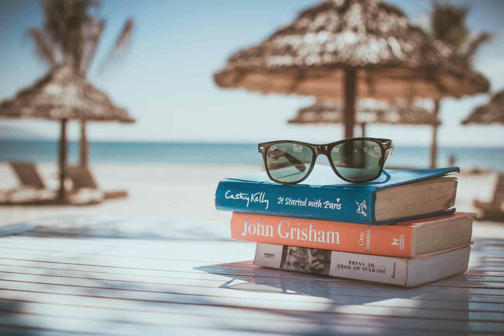 Beach Table Da Nang